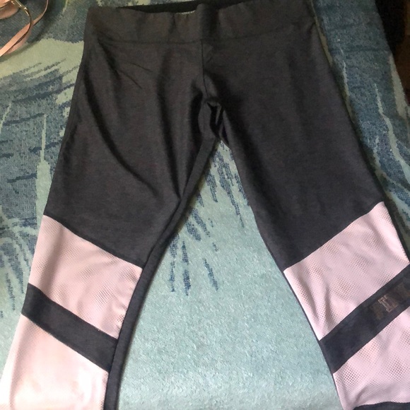 PINK Victoria's Secret Pants - Victoria’s Secret PINK Ultimate Leggings